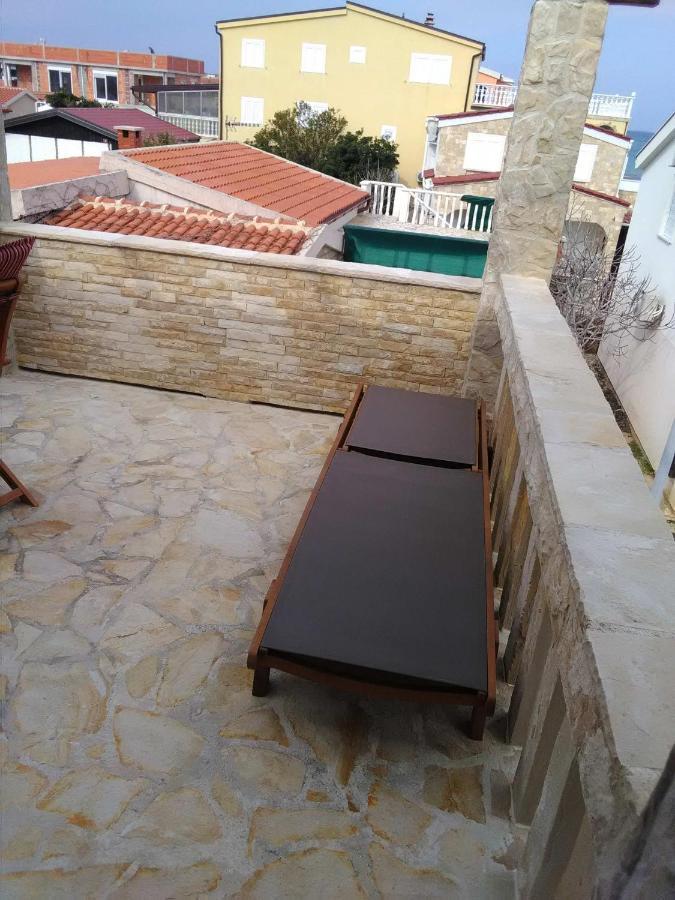 Apartman Periska Vir Kültér fotó