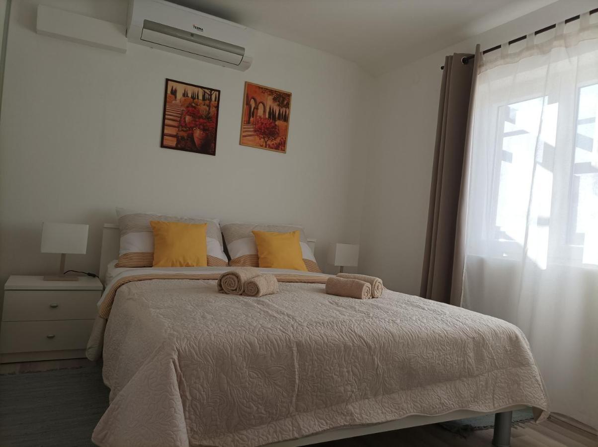 Apartman Periska Vir Kültér fotó