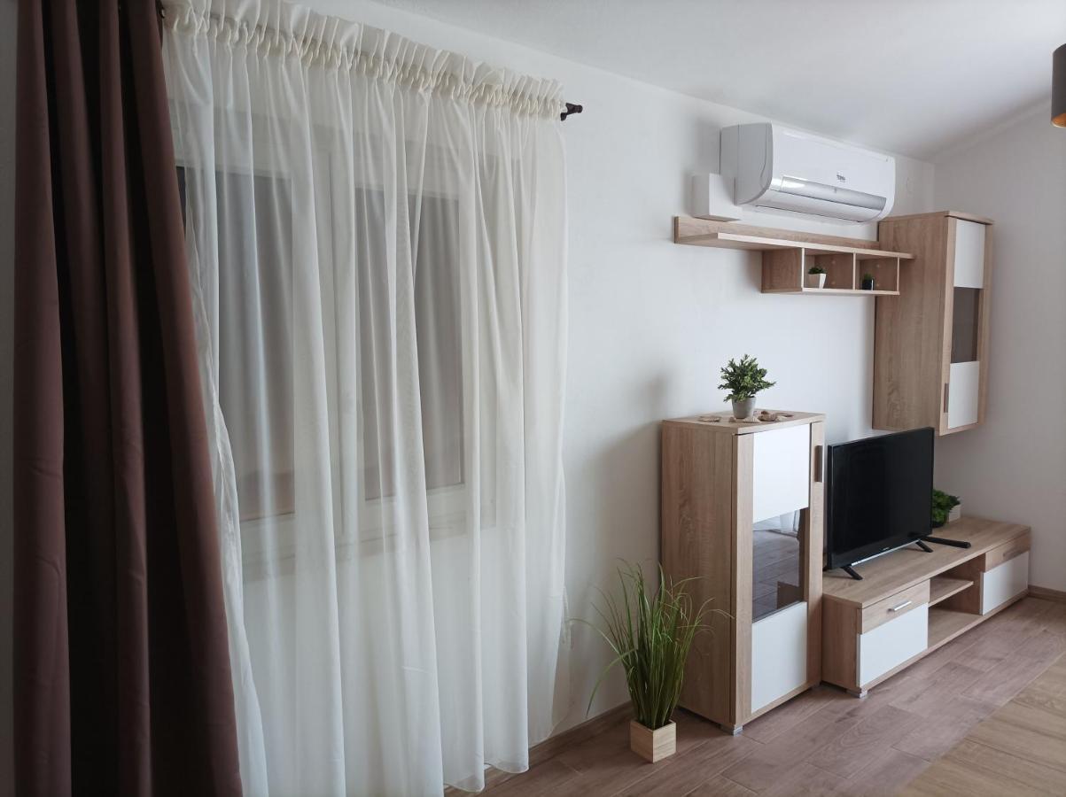 Apartman Periska Vir Kültér fotó