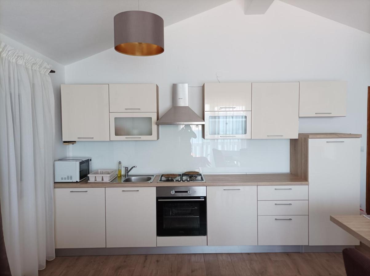 Apartman Periska Vir Kültér fotó